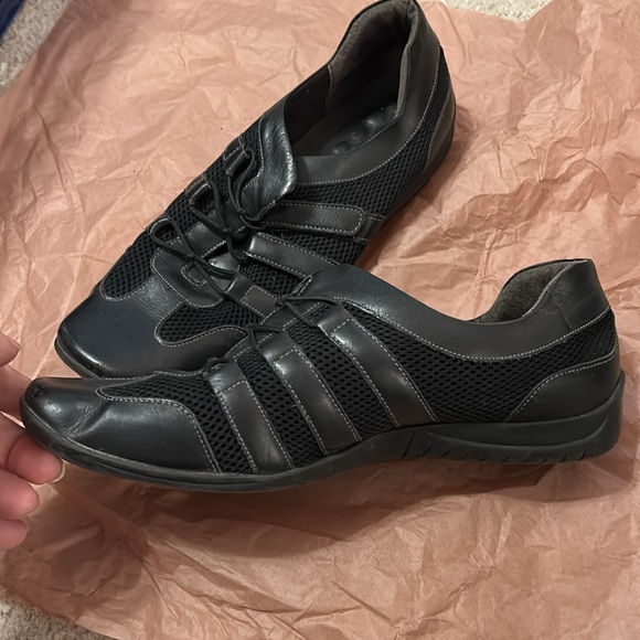 Walking Cradles Sz 12 Slip On Black Sneakers - Picture 5 of 7